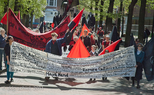 Bread and Puppet-May Day-8306