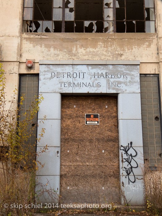 Detroit-buildings-8811